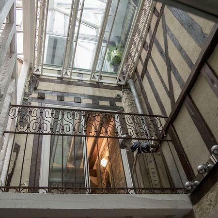 Aux Patissiers Compiègne Exterior foto